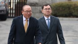 '헌정사 첫 검사 탄핵소추' 안동완 검사 사의 표명