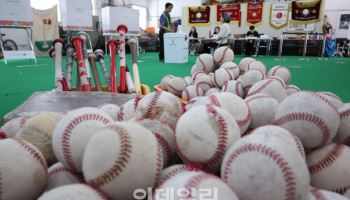 “여기 투표소 맞나요”…야구 훈련장, 고깃집에서도 ‘소중한 한 표’