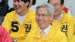 ‘득표율 1%’ 권영국에 모인 ‘후원금 11억’…“못 찍어 미안해”