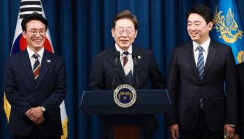 尹정부 국무위원, 일괄 사표…李대통령, 선별 수리할듯