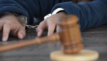 익산 아파트서 부모 살해한 30대, 법정서 "범행 모두 인정"