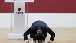 "진짜로 해야 한다"...김문수, 캠프 해단식서 '울컥'