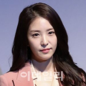 경찰, `가수 보아 모욕 낙서` 30대 여성 임의동행