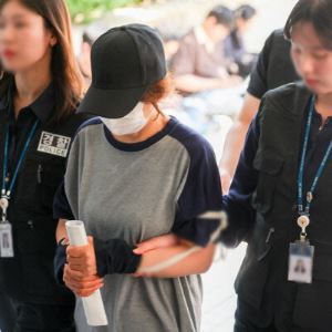 檢, ''배우자 대리투표'' 선거사무원 구속 기소