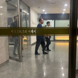 “어이없어, 저번엔 김XX도”…尹목격담 또 나왔다
