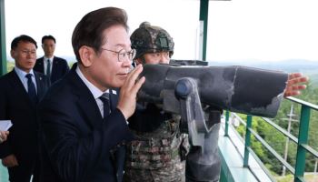 '대북전단 막아라'…8·15까지 법 개정에 순찰도 강화
