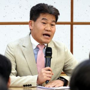 전한길 “부정선거 증거 가져오면 10억 준다…李대통령도 좋아할 것”