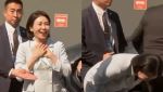 김혜경 여사 첫 단독일정...캐나다 교민에 90도 '폴더 인사'