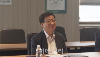 박한오 바이오니아 회장 “코스메르나 가장 효과적 전략 검토, 혁신 탈모 치료제 개발”②