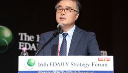 "출산율 높이려면 지역 밀착 돌봄, 기업 환경 개선 필수"[ESF2025]