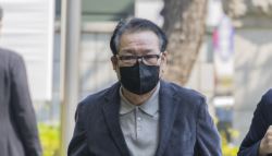통일교, ‘샤넬백 전달’ 前 간부 출교 조치
