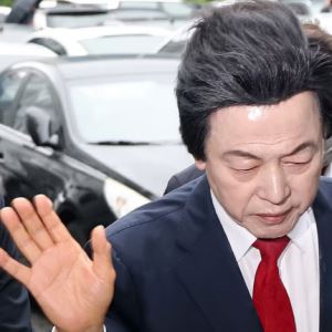 성추행에 횡령, '불로유' 판매까지..허경영 재판 다음달부터
