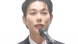 [포토]축사하는 레오제이