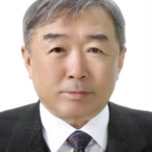 [화제의 바이오人]윤대인 삼천당제약 회장, 장녀·사위에게 지분 전량 증여한 배경은?