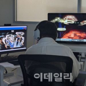 리브스메드의 승부수 '스타크', 수술로봇 '다빈치' 정조준