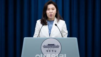 과방위 방송3법 통과 ‘초읽기’...李대통령 “공영방송 국민 공감 받아야”