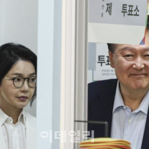 3특검, 윤석열·김건희 부부 정조준…尹 구속기로