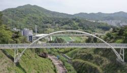 '올해만 3명' 광주 제석산 구름다리, 또 추락사