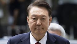 尹, 구속 심사서 “나는 고립무원, 혼자 싸워야” 특검 겨냥