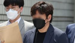 "계엄군이 中 간첩 99명 체포" 스카이데일리 기자·전 대표 송치