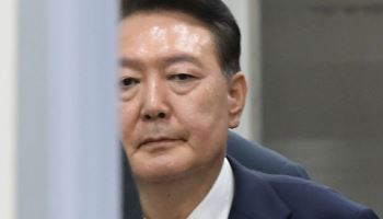 체포 직전 윤석열 "총으로 쏴버리면 안 되냐"고 해...진술 나왔다