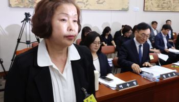 리박스쿨 손효숙 "전두환 명예회복 돼야…학살 판단 어렵다" 논란