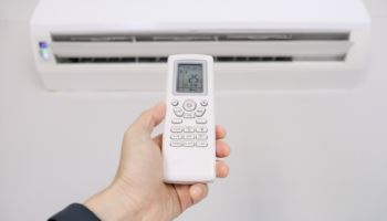 에어컨 ‘전기료 폭탄’ 피하려면 껐다 켜라?…진짜 꿀팁은