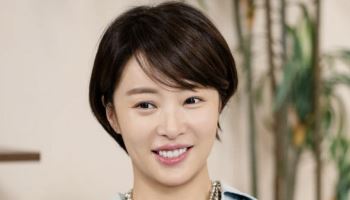 ‘43억 횡령’ 황정음, 코인 투자 말고도…카드값·대출 이자 냈다
