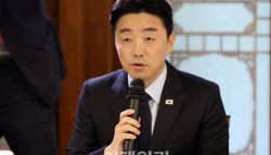 강훈식 비서실장 “1기 내각 추천 끝…대통령 눈 너무 높아”