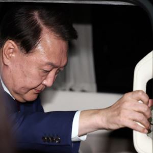 "돈 한푼 없이 들어갔다"는 尹, 이번엔 "운동 시간이 없다"