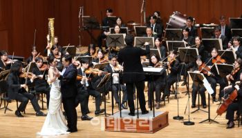 KG필, '월드 클래스' 성악가 3인과 여름 밤을 수놓다