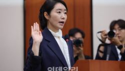 '갑질 의혹' 고개 숙인 강선우..野 '부적격 인사' 공세 맹폭