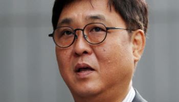 최휘영 문체부 장관 후보자, 놀유니버스 대표직 사임