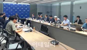 전공의·수련병원협 “공감대 확인 대화 계속”