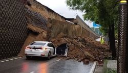 오산 고가도로 옹벽 붕괴로 “1명 사망 추정”…중대본 상황관리관 급파(종합)