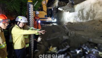 김동연 "오산 옹벽 붕괴 재발 막아야"..경기도, 긴급 전수 점검