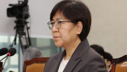 정은경 "지인과 함께 농사…손소독제 주식 판 적 없다"