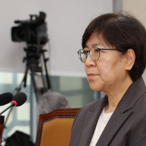 정은경 "지인과 함께 농사…손소독제 주식 판 적 없다"