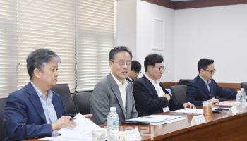 이형일 기재1차관, 공급망 조기경보체계 강화 방안 논의