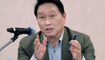 최태원의 경고…"AI 없이는 10년 후 K제조업 거의 퇴출"