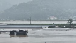 한반도 할퀸 `극한호우` 끝났지만…찜통더위가 온다