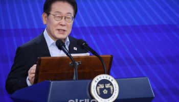 李대통령 “말하면 악영향 줄까봐…관세협상, 어려움 속 상당한 성과”