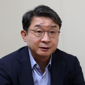 “한국경제 복합 위기 직면…AI 중심 산업·사회 대전환 나설 때”