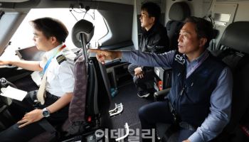 이학재 사장, 제2활주로에서 안전성 점검