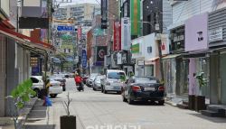 굴뚝 멈추자 여기저기 '비명' 소리만…버틸 힘이 없다[르포]