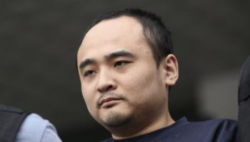 "모텔비 얼마?" 반말에 욱해 살인...감옥서도 교도관에 '박치기' 