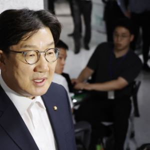 권성동 측 잘못 건 전화에...'통일교 커넥션' 의혹 일파만파