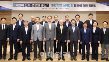 최진식 중견련 회장 “中 추월 우려 커져…韓 중견기업 스케일업 절실”