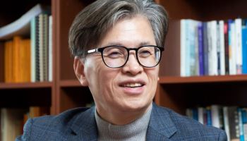 "교사 감축 불가피한 현실…연착륙에 최선 다해야"[교육in]