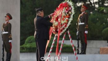 러 공산당 당수, 北 김정은에 광복절 축전…북러 밀착과시